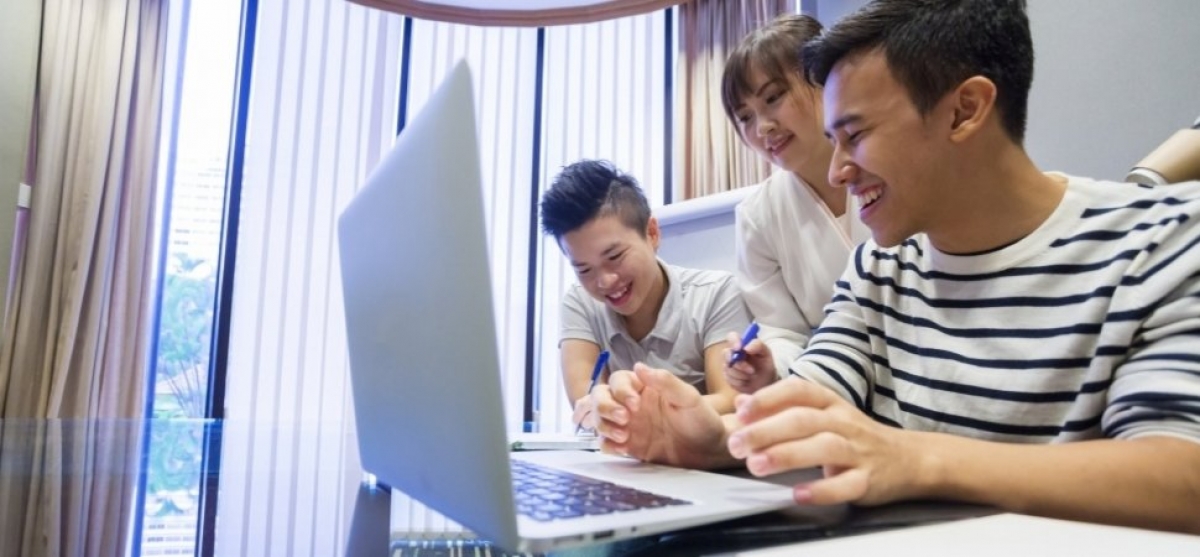 Before you hire your first employees, read this